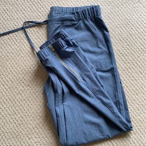 AlbionFit joggers, size small